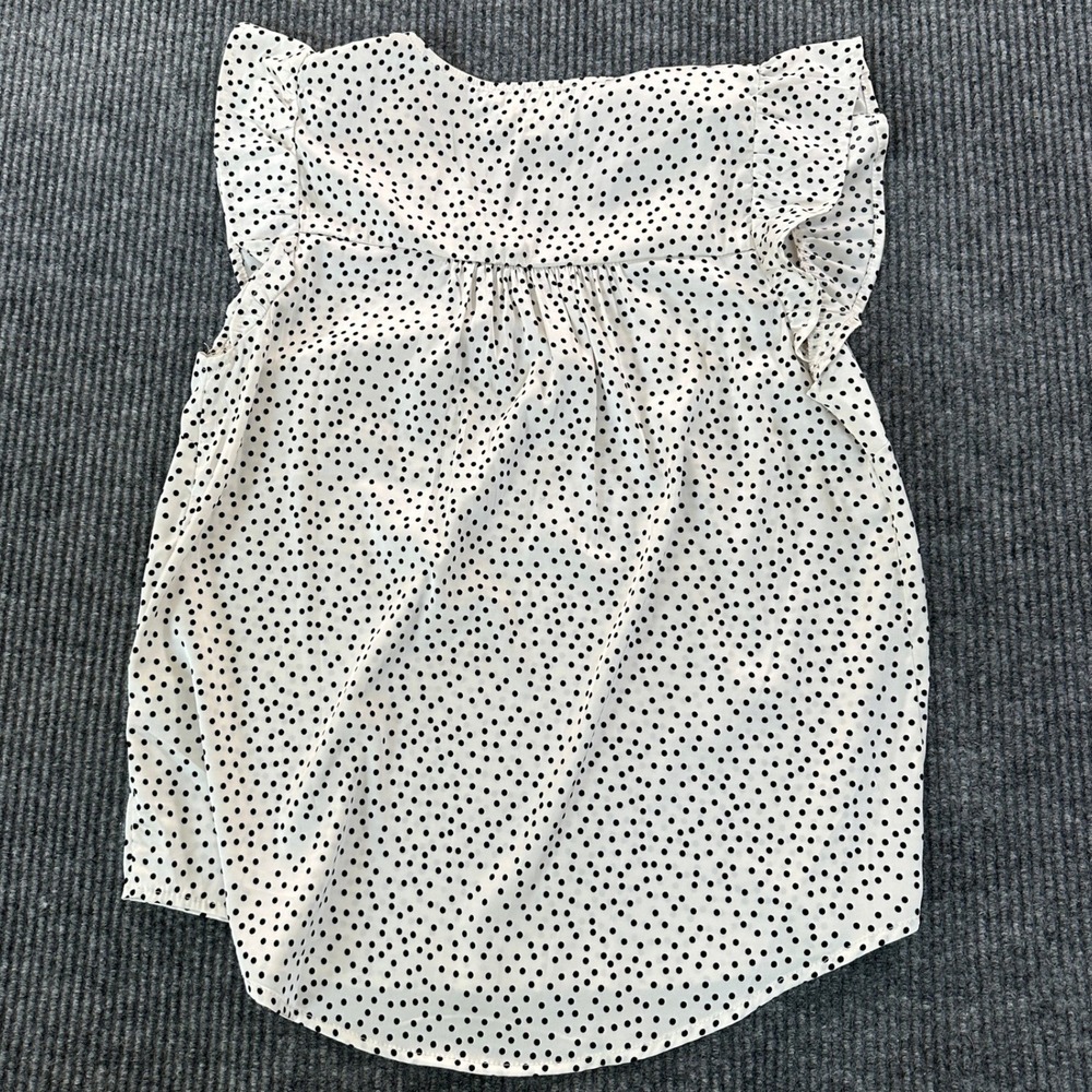 Flower & Feather Polka Dot Ruffle Shoulder Blouse Top Size M White Black V-Neck - Picture 2 of 10